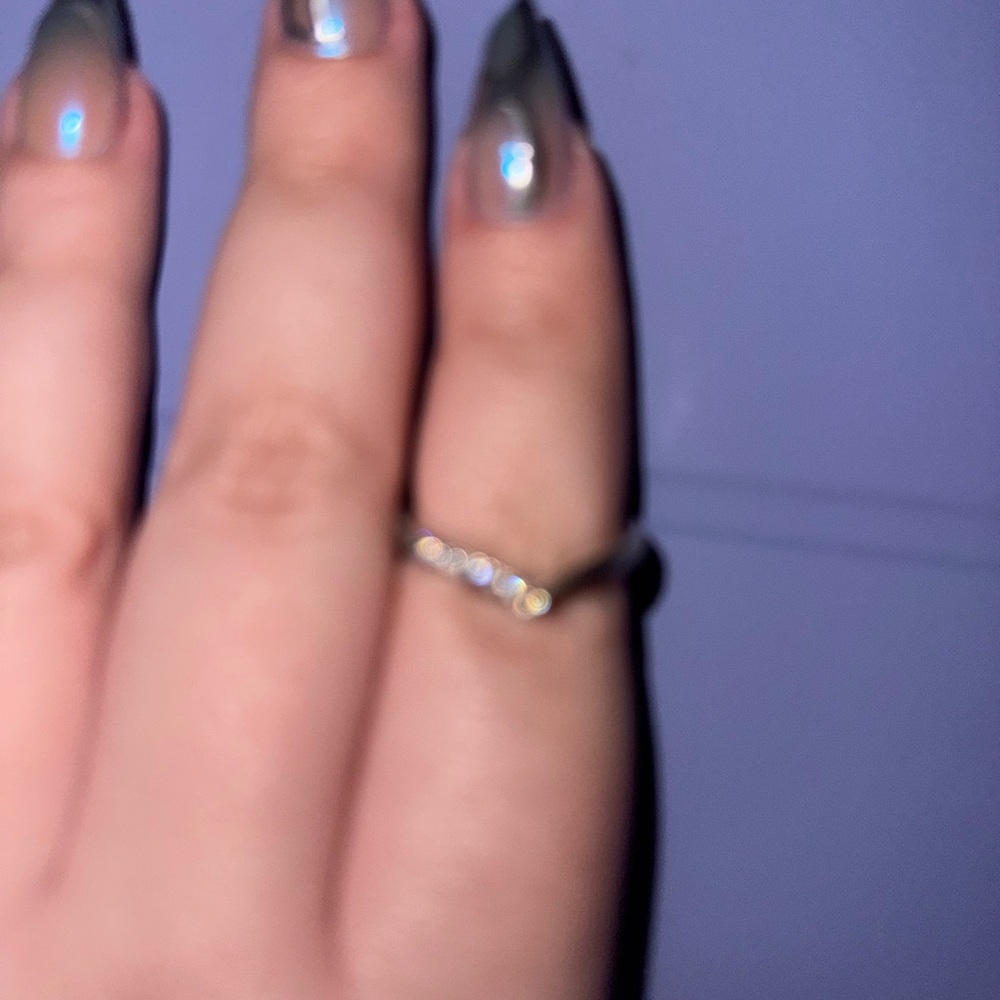 Pandora silver Chevron Ring with Sparkling Accents